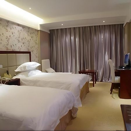 New Friendship Hotel Λουό Γιανγκ Εξωτερικό φωτογραφία