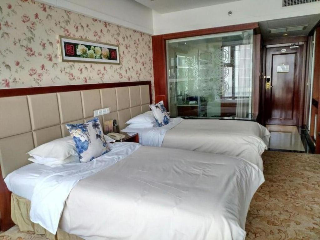 New Friendship Hotel Λουό Γιανγκ Εξωτερικό φωτογραφία