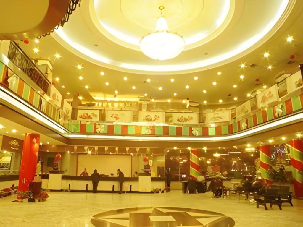 New Friendship Hotel Λουό Γιανγκ Εξωτερικό φωτογραφία