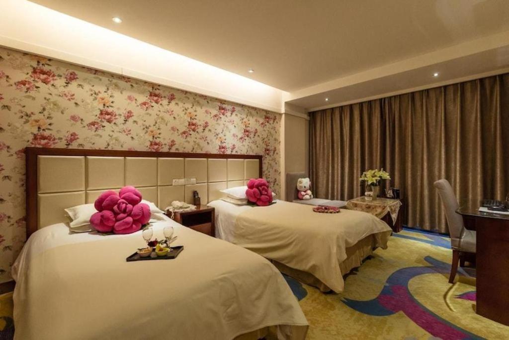 New Friendship Hotel Λουό Γιανγκ Εξωτερικό φωτογραφία