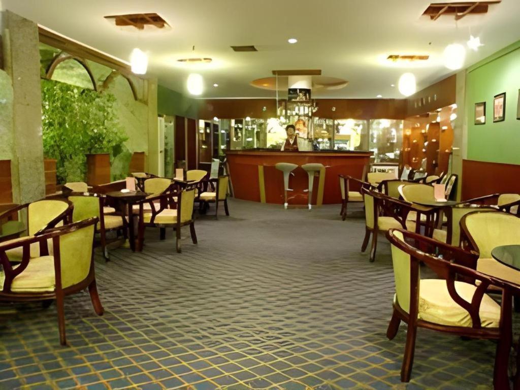 New Friendship Hotel Λουό Γιανγκ Εξωτερικό φωτογραφία