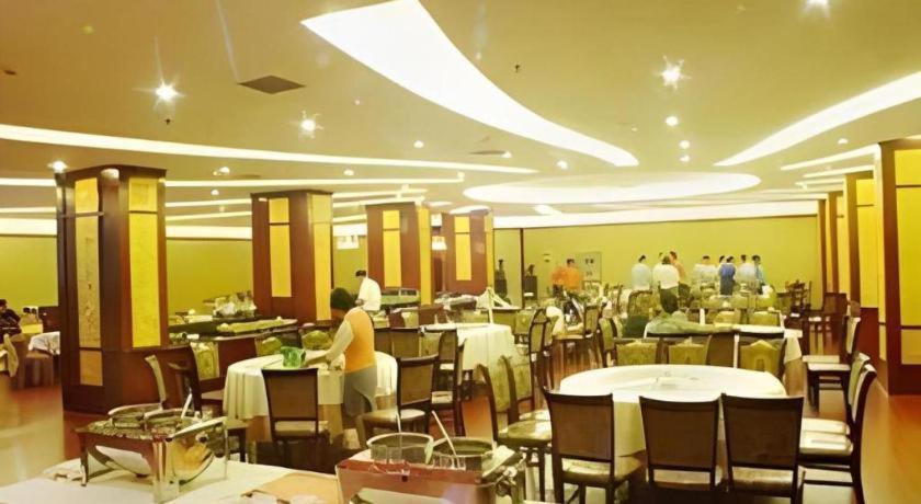New Friendship Hotel Λουό Γιανγκ Εξωτερικό φωτογραφία